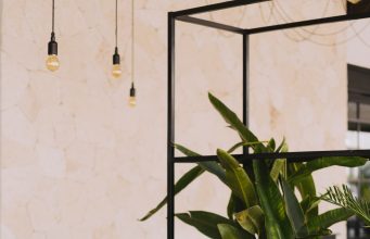 Etkinliklerinize Şıklık Katın: Bistro Masa Kiralama, Istanbul Kokteyl Masa Kiralama ve Kokteyl Organizasyonu Fiyatları bistro masa kiralama