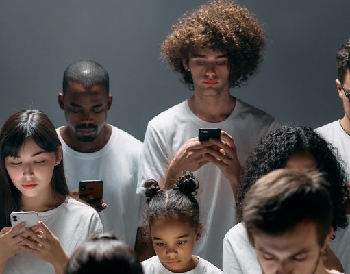 Medyumlar: Doğru ve Güvenilir Bir Rehber Arayışı dolandiricimedyum1