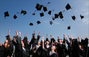 Akademisyenler: Bilginin İzinde Bir Yaşam akademisyenler2